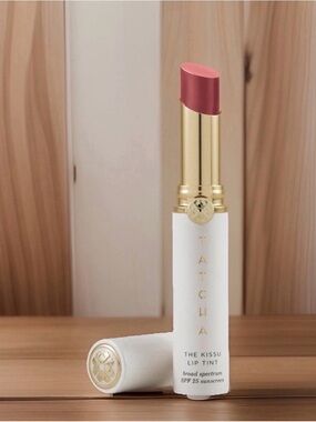 Tatcha The Kissu Lip Tint Stick Broad Spectrum SPF 25 Plum Blossom